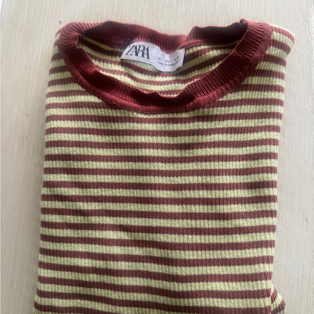 Zara Women’s Size L-Ribbed Red Lime Green Striped Short Sleeve Cropped T-Shirt